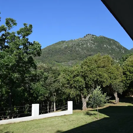 Belle Dans Un Parc Prive. Villa *